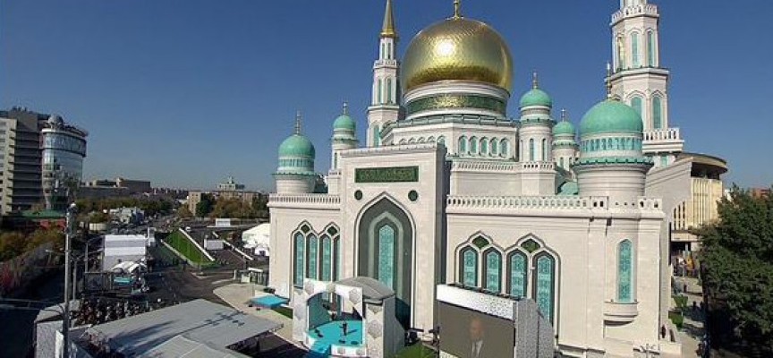Moscow-Cathedral-Mosque-864x400_c.jpg